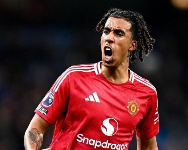 曼联or皇马?罗马诺:约罗的未来仍取决于他自己